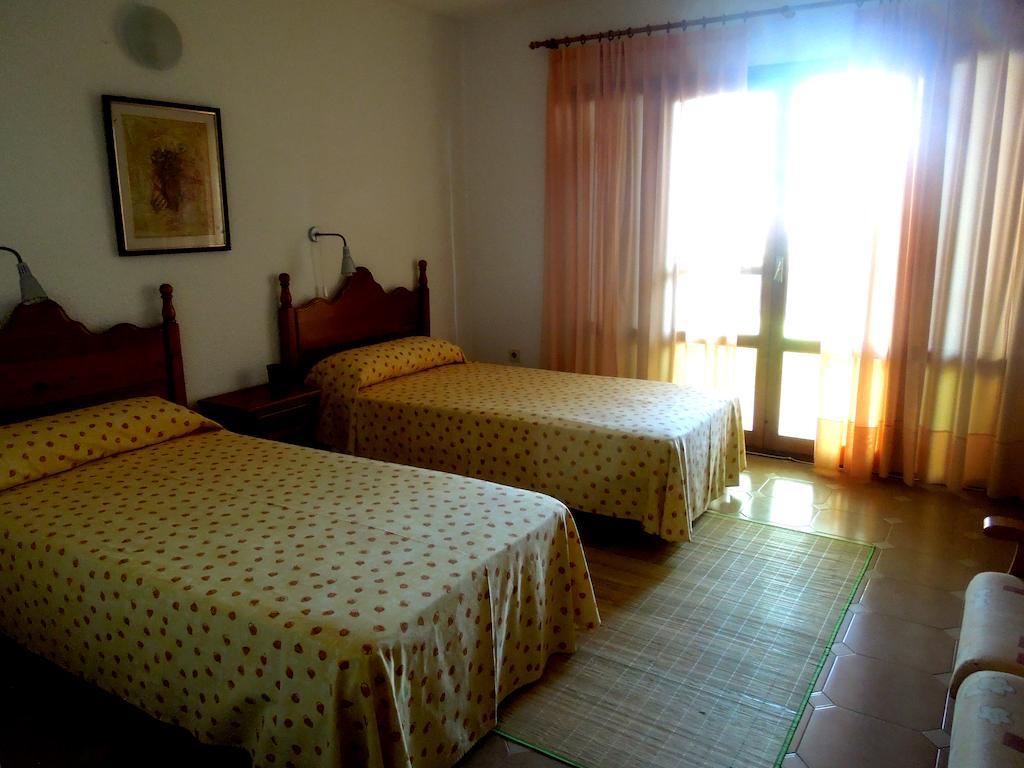 The Sea Garden Hotel L'Ampolla Kamer foto